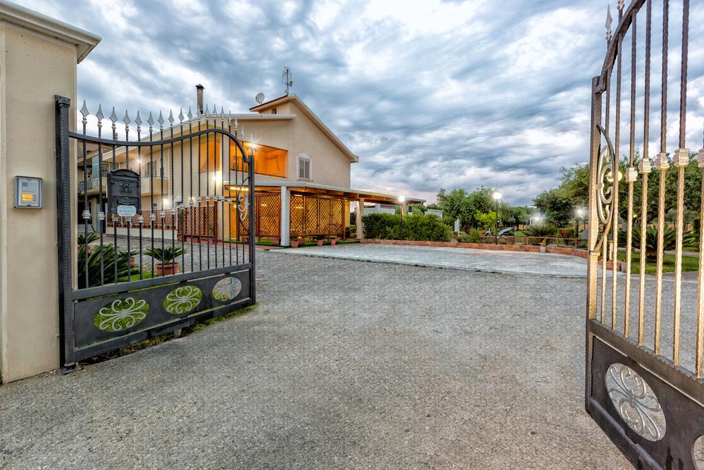 Jamm Ja Guest House Паестум Екстериор снимка